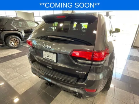More photos of 2015 Jeep Grand Cherokee SRT at Jay Wolfe Toyota, MO
