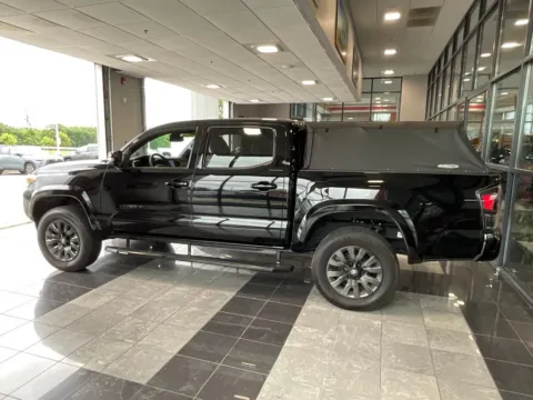More photos of 2023 Toyota Tacoma Limited at Jay Wolfe Toyota, MO