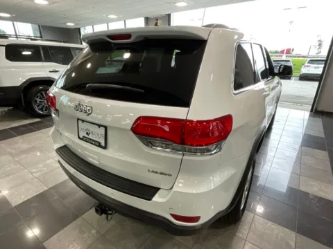 More photos of 2018 Jeep Grand Cherokee Laredo E at Jay Wolfe Toyota, MO
