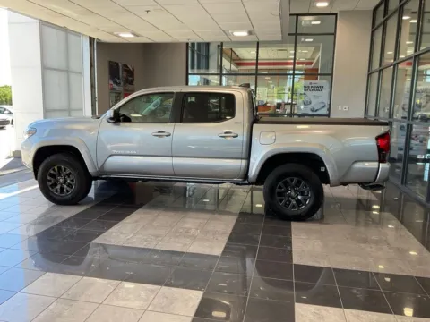 More photos of 2023 Toyota Tacoma SR5 at Jay Wolfe Toyota, MO