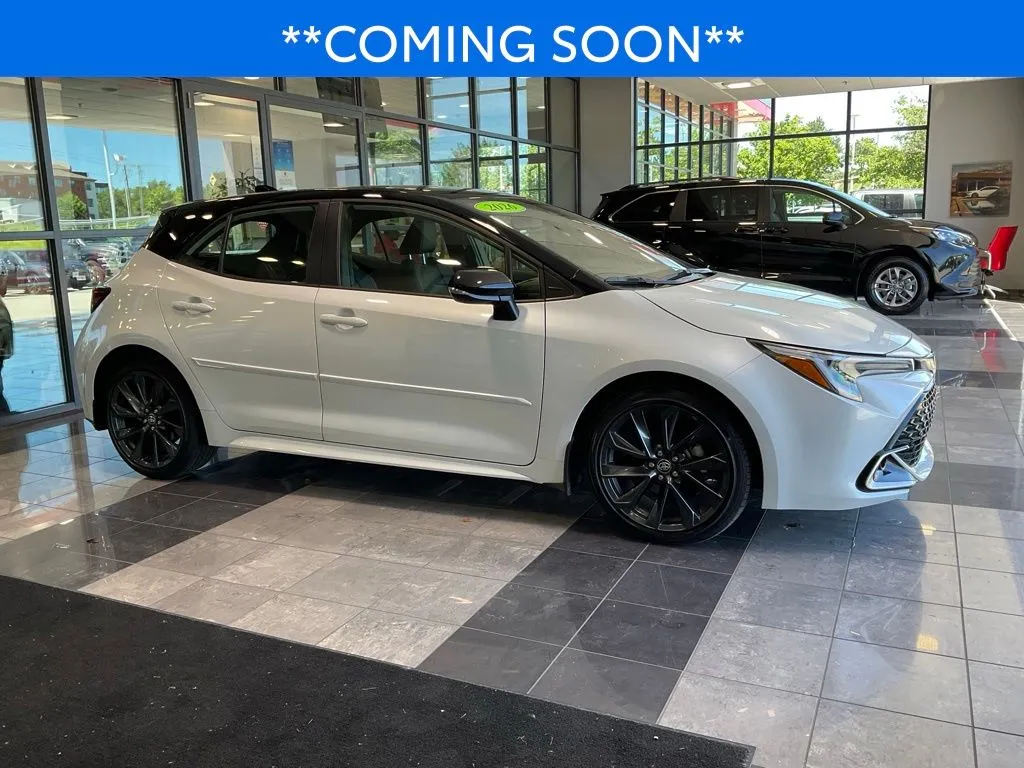 White 2026 Toyota Corolla Hatchback XSE for sale in Kansas City, MO