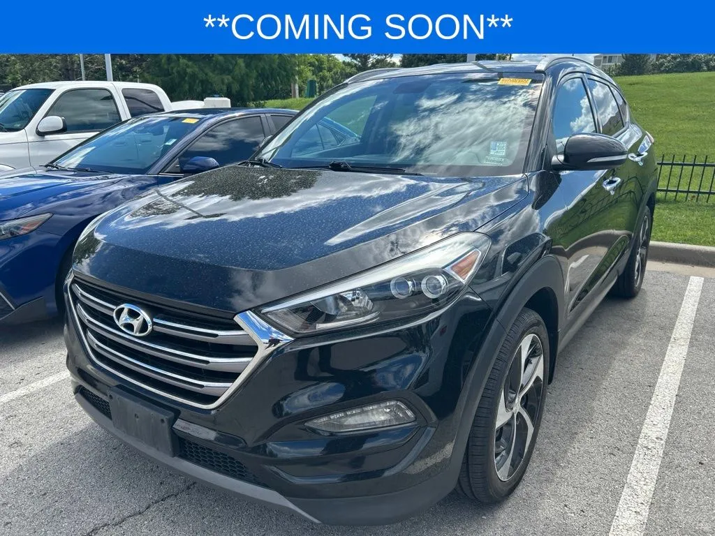 Used 2016 Hyundai Tucson Limited with VIN KM8J33A24GU204943 for sale in Kansas City