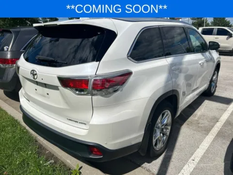 Another view of 2015 Toyota Highlander Limited for sale in Kansas City, MO at Jay Wolfe Toyota