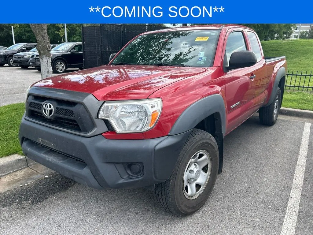 Red 2013 Toyota Tacoma for sale in Kansas City, MO