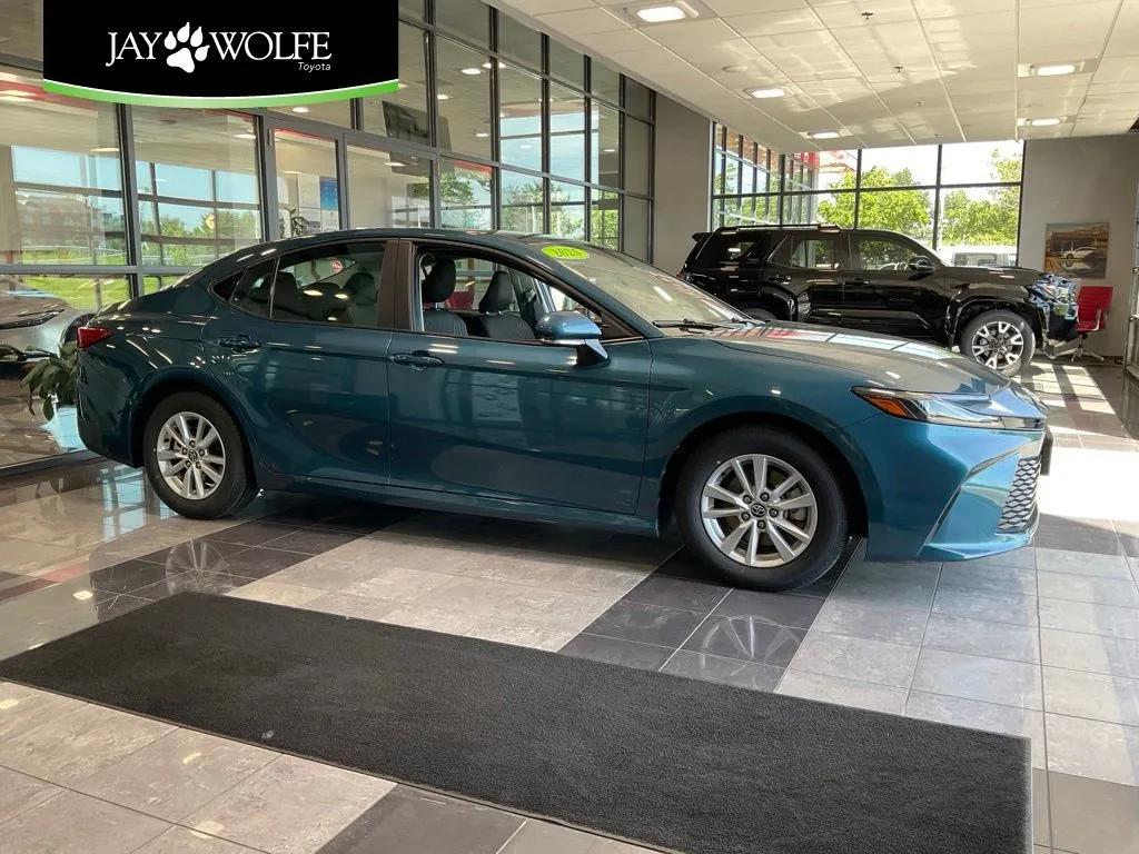 Blue 2025 Toyota Camry LE for sale in Kansas City, MO