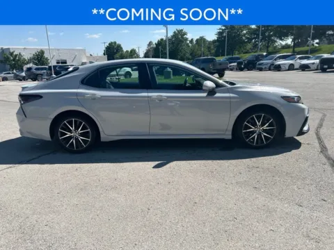 More photos of 2024 Toyota Camry SE at Jay Wolfe Toyota, MO