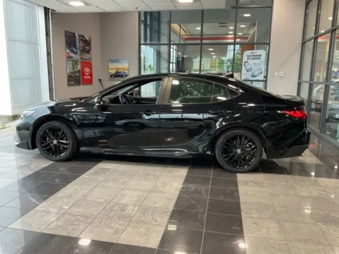 More photos of 2025 Toyota Camry SE at Jay Wolfe Toyota, MO