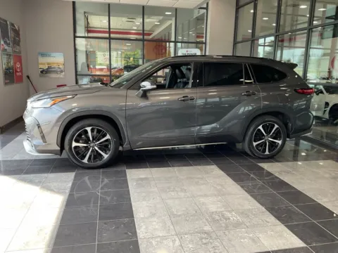 Another view of 2023 Toyota Highlander XSE for sale in Kansas City, MO at Jay Wolfe Toyota