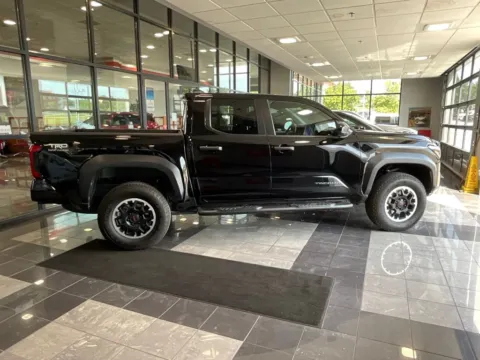 More photos of 2024 Toyota Tacoma TRD Off-Road at Jay Wolfe Toyota, MO