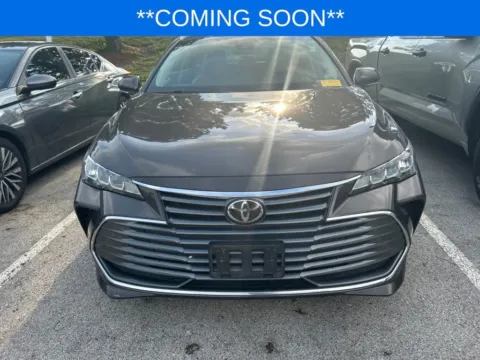 Photos of 2019 Toyota Avalon XLE for sale in Kansas City, MO at Jay Wolfe Toyota