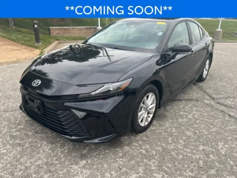 Black 2025 Toyota Camry LE for sale in Kansas City, MO