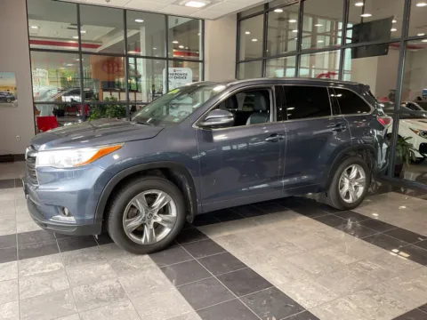 Another view of 2016 Toyota Highlander Limited for sale in Kansas City, MO at Jay Wolfe Toyota