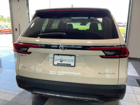 More photos of 2024 Toyota Grand Highlander Platinum at Jay Wolfe Toyota, MO