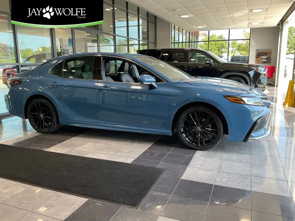 Blue 2024 Toyota Camry XSE for sale in Kansas City, MO