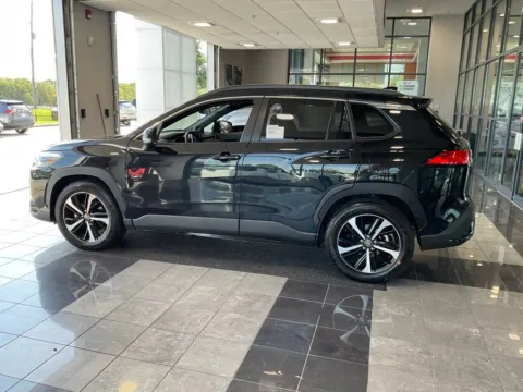 More photos of 2025 Toyota Corolla Cross Hybrid XSE at Jay Wolfe Toyota, MO