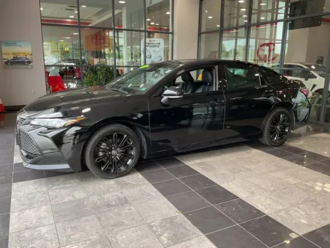 Another view of 2022 Toyota Avalon Hybrid XSE for sale in Kansas City, MO at Jay Wolfe Toyota