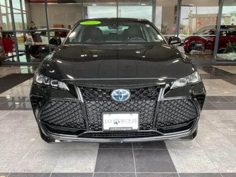 Photos of 2022 Toyota Avalon Hybrid XSE for sale in Kansas City, MO at Jay Wolfe Toyota
