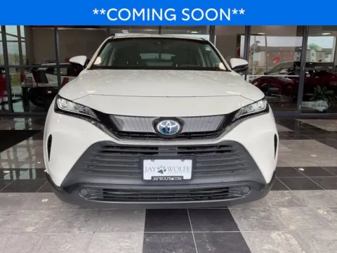 Photos of 2022 Toyota Venza LE for sale in Kansas City, MO at Jay Wolfe Toyota