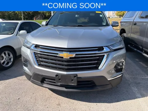 Photos of 2023 Chevrolet Traverse LT for sale in Kansas City, MO at Jay Wolfe Toyota