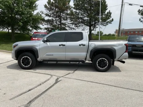 More photos of 2024 Toyota Tacoma TRD Off-Road at Jay Wolfe Toyota, MO