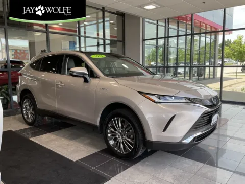 Gray 2021 Toyota Venza Limited for sale in Kansas City, MO
