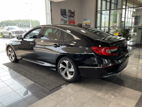 More photos of 2018 Honda Accord EX at Jay Wolfe Toyota, MO
