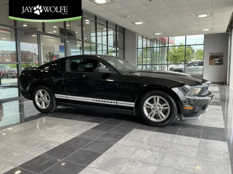 Black 2012 Ford Mustang V6 for sale in Kansas City, MO