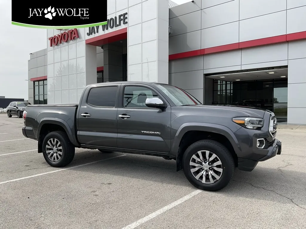 Gray 2020 Toyota Tacoma Limited for sale in Kansas City, MO