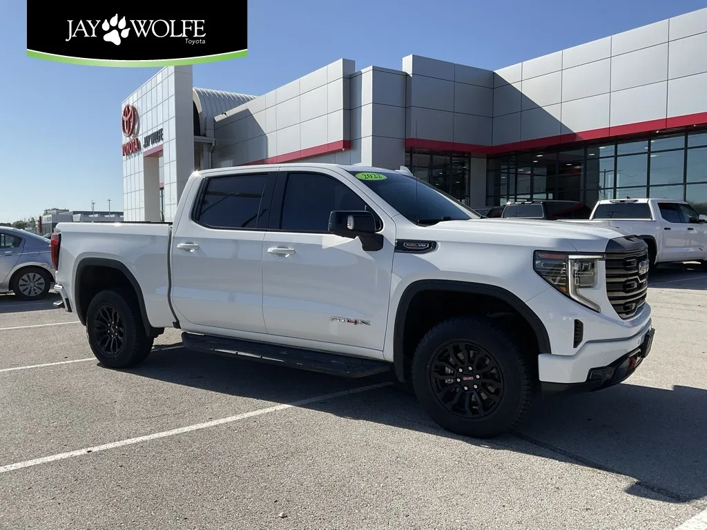 White 2022 GMC Sierra 1500 AT4X for sale in Kansas City, MO