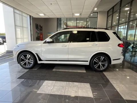 More photos of 2023 BMW X7 xDrive40i at Jay Wolfe Toyota, MO