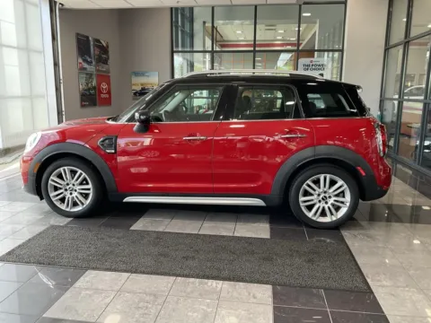 More photos of 2020 MINI Cooper Countryman at Jay Wolfe Toyota, MO