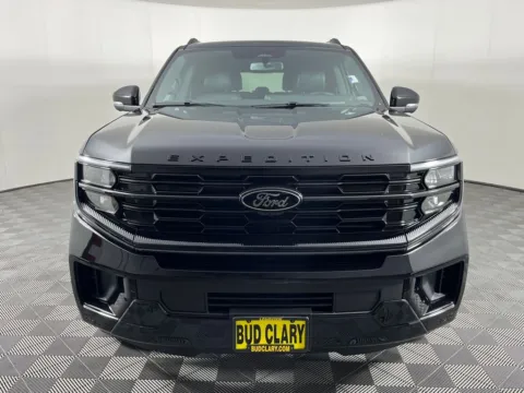 Photos of 2025 Ford Expedition Max Platinum for sale in Longview, WA at Hyundai Longview