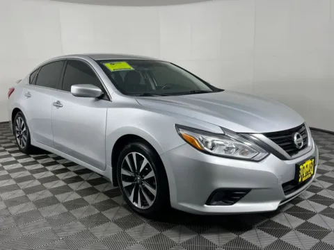 Another view of 2017 Nissan Altima 2.5 SV for sale in Longview, WA at Bud Clary Hyundai Longview