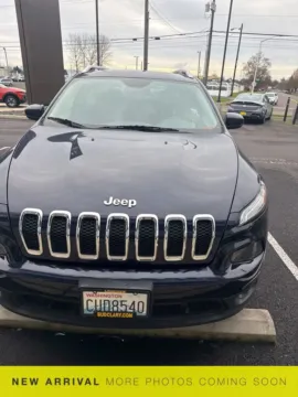 Photos of 2015 Jeep Cherokee Latitude for sale in Longview, WA at Bud Clary Hyundai Longview