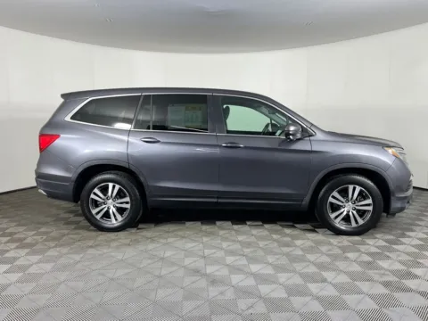 More photos of 2017 Honda Pilot EX-L at Bud Clary Hyundai Longview, WA