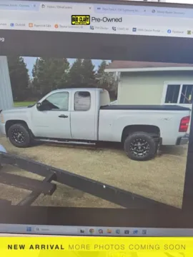 Silver 2011 Chevrolet Silverado 1500 LT for sale in Longview, WA