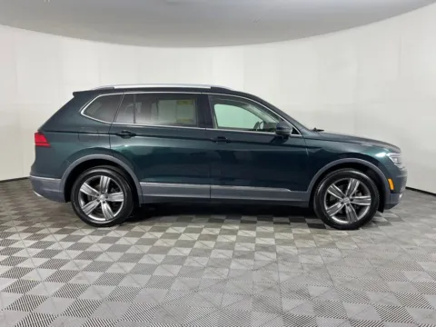 More photos of 2018 Volkswagen Tiguan 2.0T SEL Premium at Bud Clary Hyundai Longview, WA