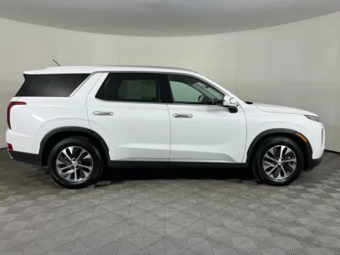 More photos of 2020 Hyundai Palisade SEL at Bud Clary Hyundai Longview, WA