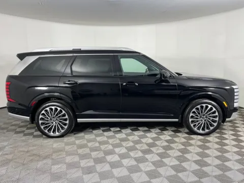 More photos of 2026 Hyundai Palisade Hybrid Calligraphy at Bud Clary Hyundai Longview, WA