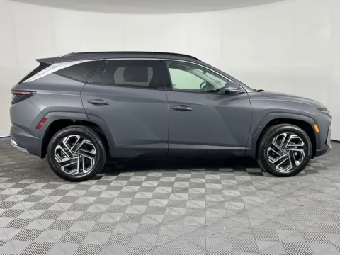 More photos of 2025 Hyundai Tucson Limited at Hyundai Longview, WA