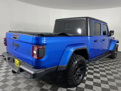 More photos of 2024 Jeep Gladiator Willys at Hyundai Longview, WA