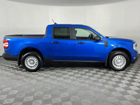 More photos of 2022 Ford Maverick XL at Hyundai Longview, WA