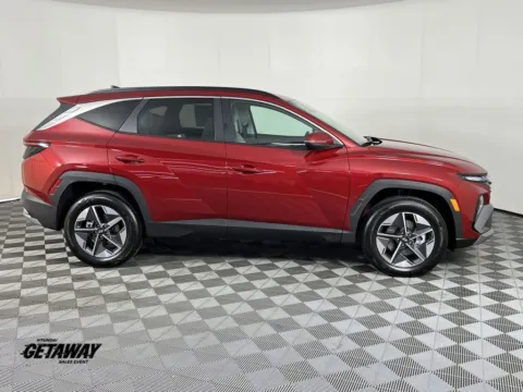 More photos of 2026 Hyundai Tucson Hybrid SEL Convenience at Hyundai Longview, WA