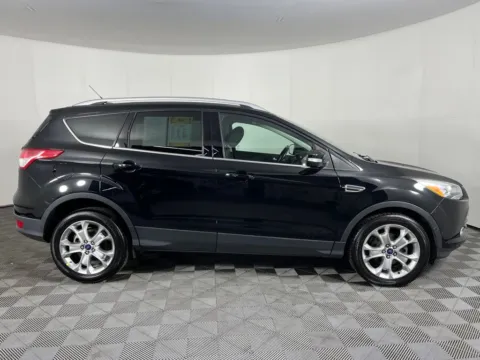 More photos of 2016 Ford Escape Titanium at Hyundai Longview, WA