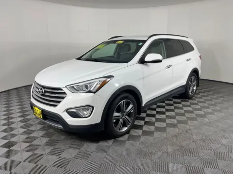 White 2015 Hyundai Santa Fe Limited for sale in Longview, WA