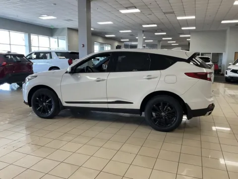 More photos of 2026 Acura RDX at Acura of Overland Park, KS