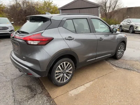 More photos of 2024 Nissan Kicks SR at Acura of Overland Park, KS