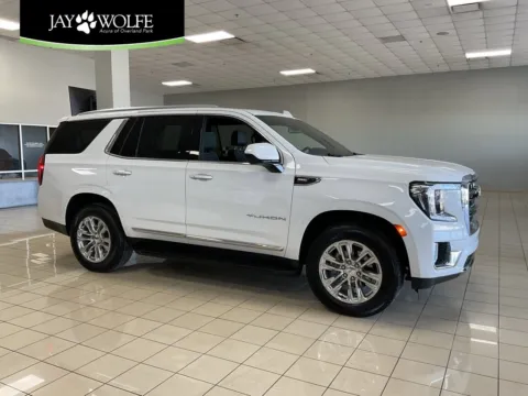 White 2023 GMC Yukon SLT for sale in Overland Park, KS