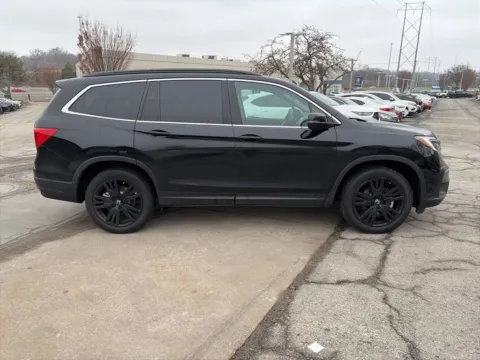More photos of 2022 Honda Pilot Special Edition at Acura of Overland Park, KS