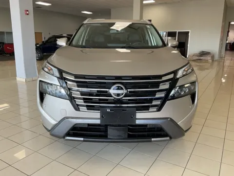 Photos of 2024 Nissan Rogue SL for sale in Overland Park, KS at Acura of Overland Park